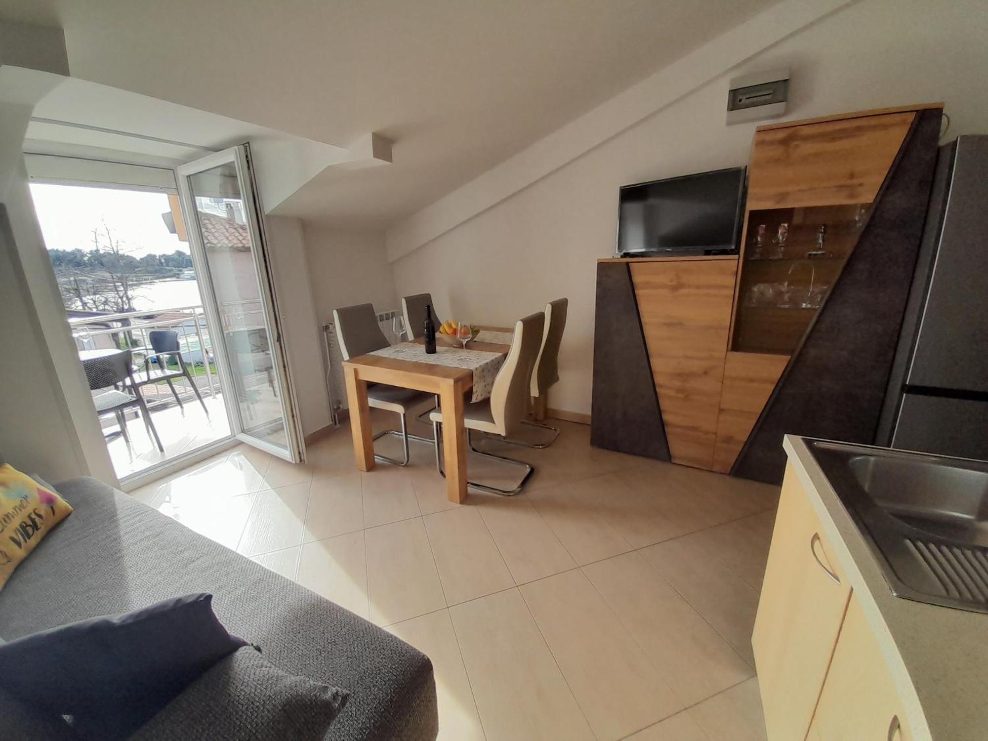 Apartman Voch ซัมบราทิยา ภายนอก รูปภาพ
